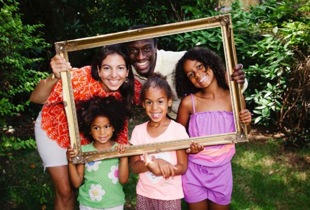 Fariba y su familia