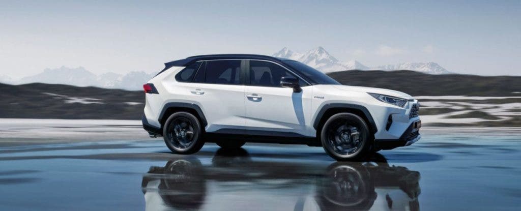 SUV RAV4