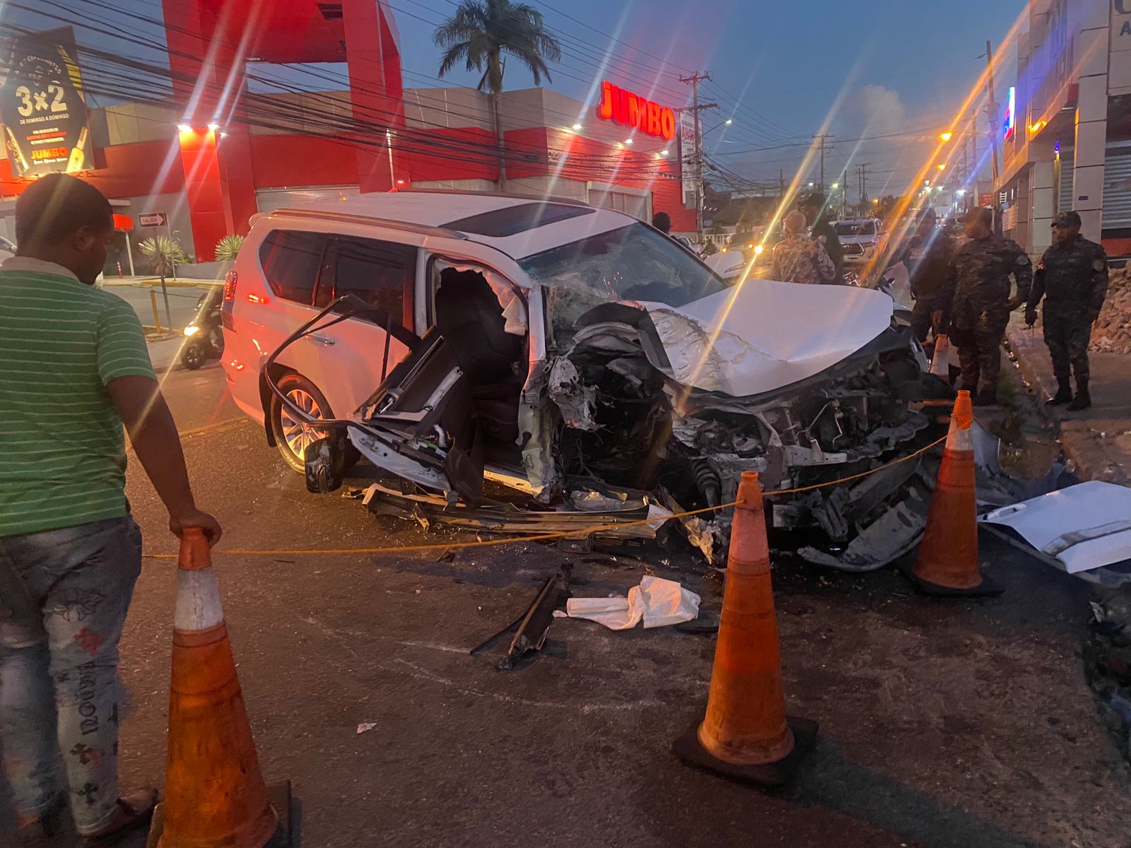 Vehículo en que el empresario Luis Robles falleció (Foto: Fuente externa)