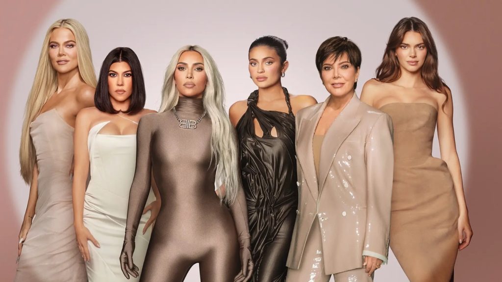 Kim Kardashian confesó que su familia “estafó al sistema” para llegar a los altos círculos sociales