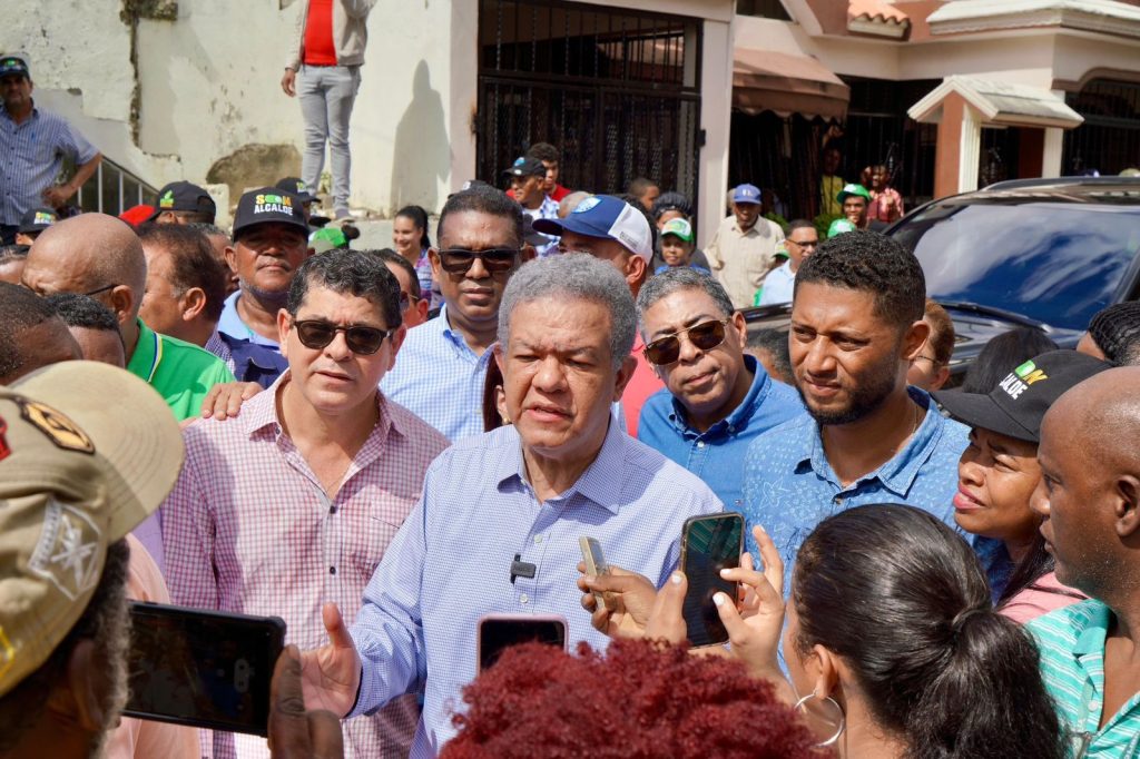 Leonel en Manoguayabo: "hay una situación de abandono total por parte del gobierno"