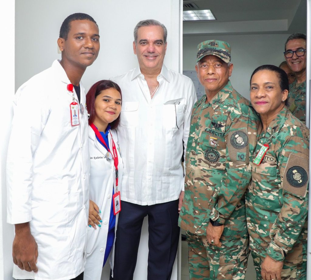 Presidente Abinader inaugura nuevas instalaciones del Instituto de Seguridad Social de las Fuerzas Armadas; continúan elevando la calidad de vida de sus miembros