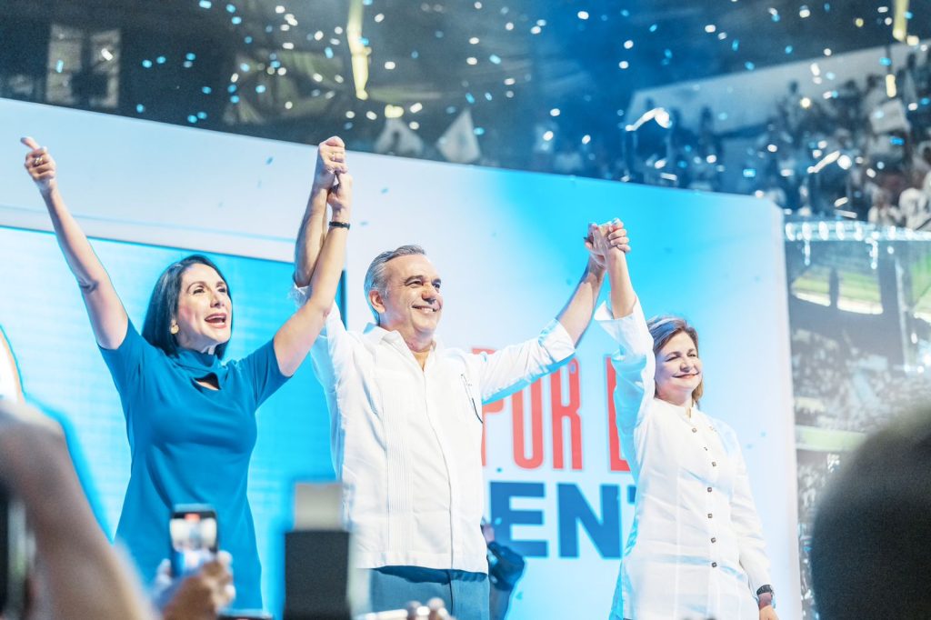 Abinader llamó a los perremeístas a salir a las calles para ganar las elecciones de febrero