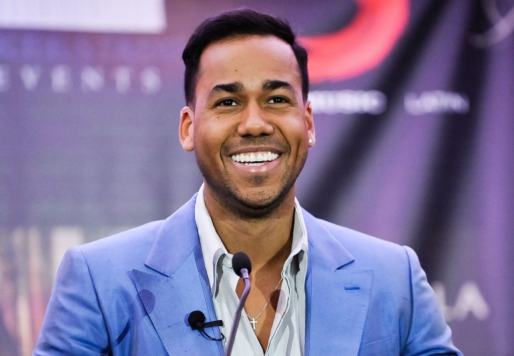 Romeo Santos y Aventura