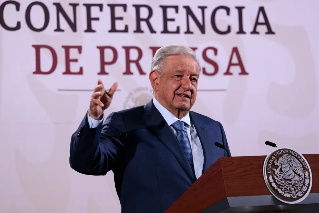 López Obrador Milei