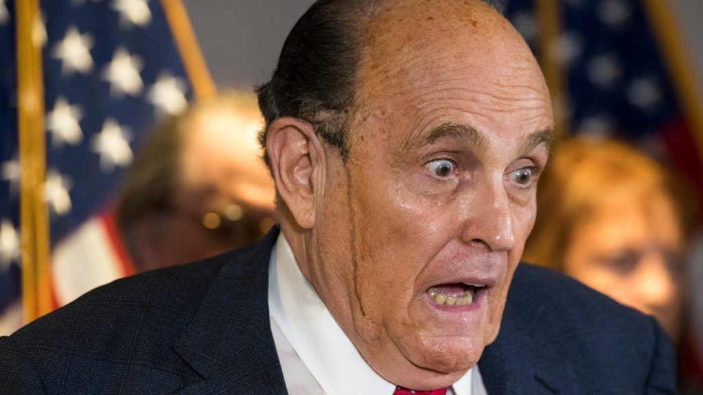 Giuliani inhabilitado