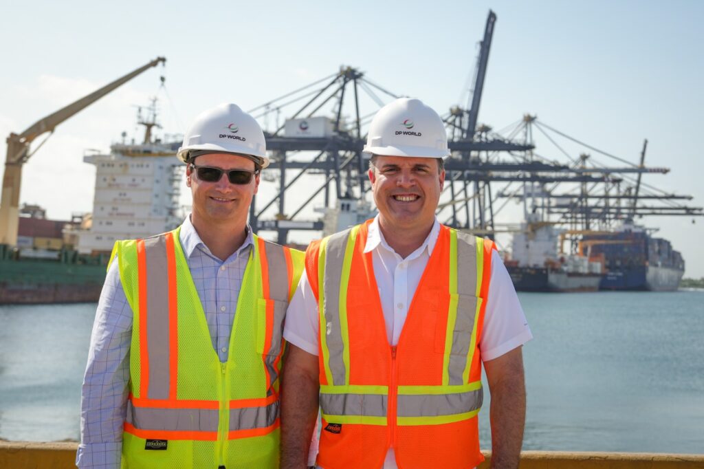 APORDOM DP World