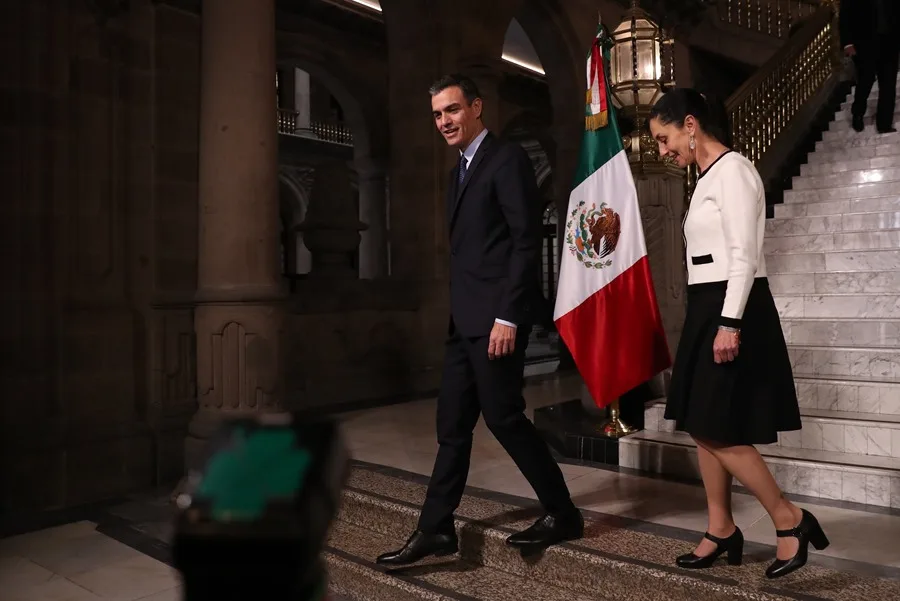 La presidenta de México dice que Pedro Sánchez buscó convencerla para invitar al rey Felipe VI a su posesión México