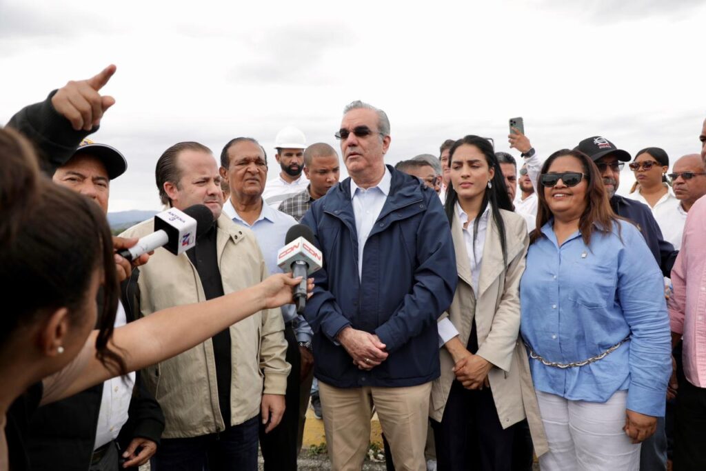 Abinader supervisa niveles de presas de Hatillo, Monción, Tavera y Rincón ante el paso del Huracán Melissa coe
