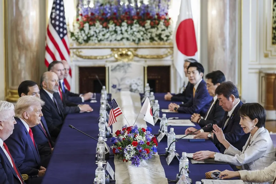 Japón y Estados Unidos firman un acuerdo sobre minerales críticos y tierras raras Japón