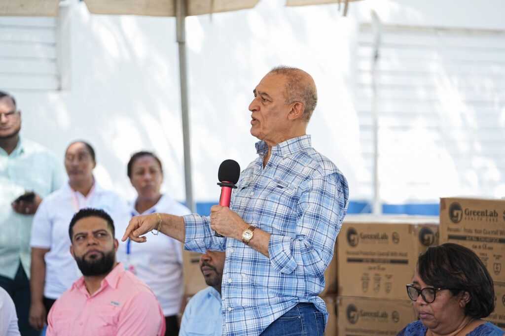 PROMESE/CAL entrega medicamentos a provincias del Sur declaradas en estado de emergencia . PROMESE/CAL