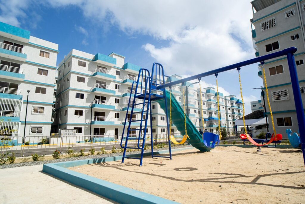 Gobierno de Abinader ha entregado 15 mil viviendas, duplica promedio anual con tres mil viviendas Abinader