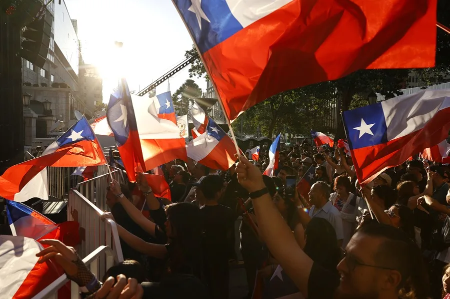 Elecciones en Chile | Habrá segunda vuelta presidencial entre la izquierdista Jara y el ultraderechista Kast Chile Kast