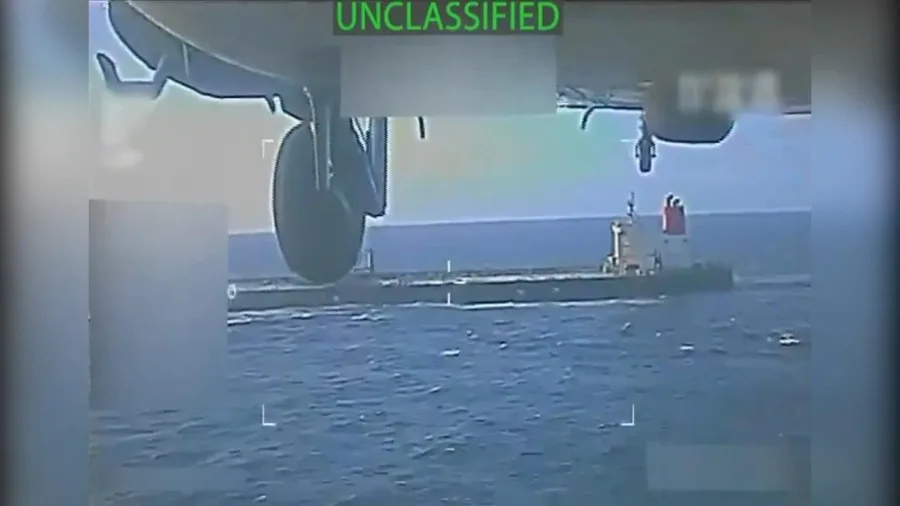 El buque petrolero confiscado por Estados Unidos cerca a Venezuela navegaba con una bandera guyanesa falsa buque petrolero