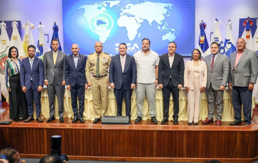 Aduanas firma acuerdo histórico para acelerar aún más el despacho de contenedores y fortalecer la VUCE Aduanas