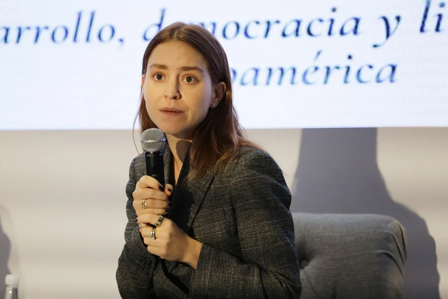 La hija de María Corina Machado dice que es consciente de que su madre correrá peligro al volver a Venezuela María Corina Machado