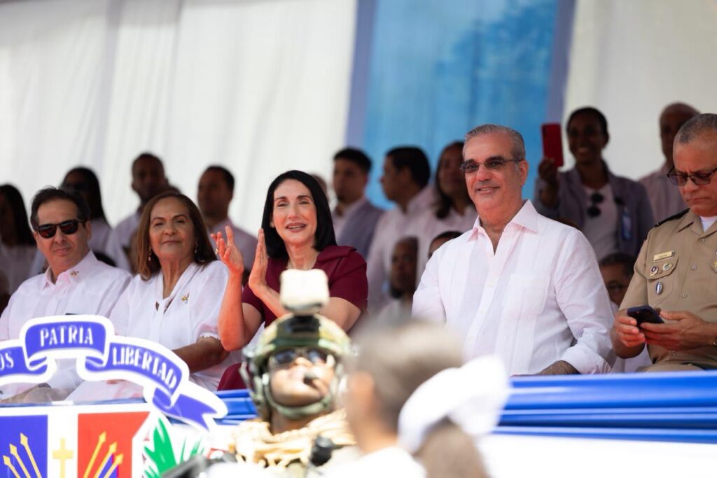 Abinader encabeza desfile conmemorativo del 213.º aniversario del natalicio de Juan Pablo Duarte duarte