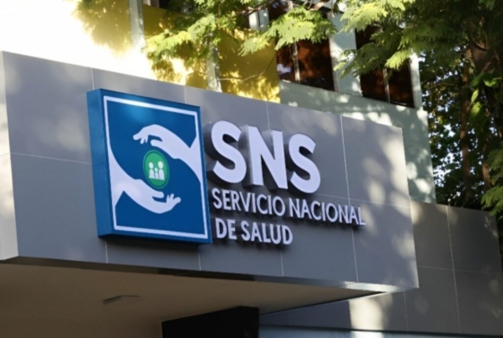 Denuncian robo de 720 computadoras del Servicio Nacional de Salud Servicio Nacional de Salud
