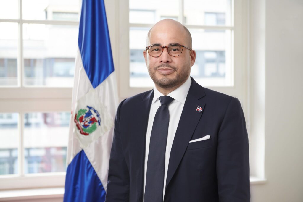 RD afirma no reconoce al régimen de facto en Venezuela y plantea hoja de ruta para una transición democrática Nicolás Maduro