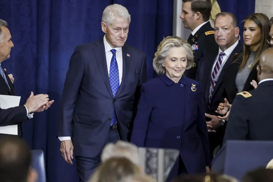 Hillary Clinton niega ante el Congreso de EE.UU. que conociera a Jeffrey Epstein o sus delitos Hillary Clinton