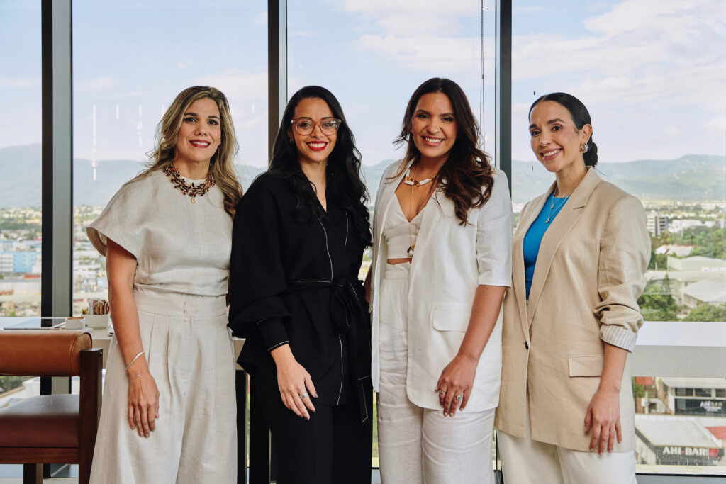 Infracero impulsa Espacio Mujer para visibilizar el liderazgo femenino en la construcción dominicana Perfil Urbano