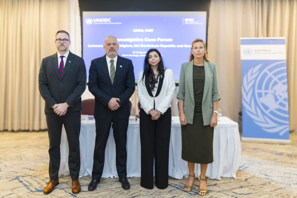 Yeni Berenice cooperación