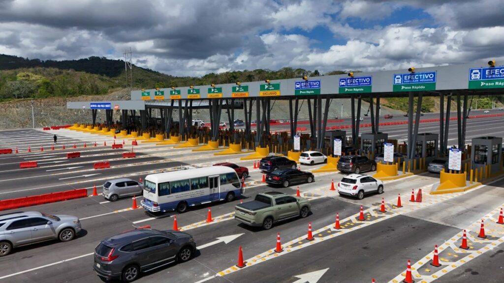 Semana Santa 2026 marca récord de tránsito vehicular con más de 891 mil cruces por peajes en tres días Semana Santa 2026 récord de tránsito vehicular