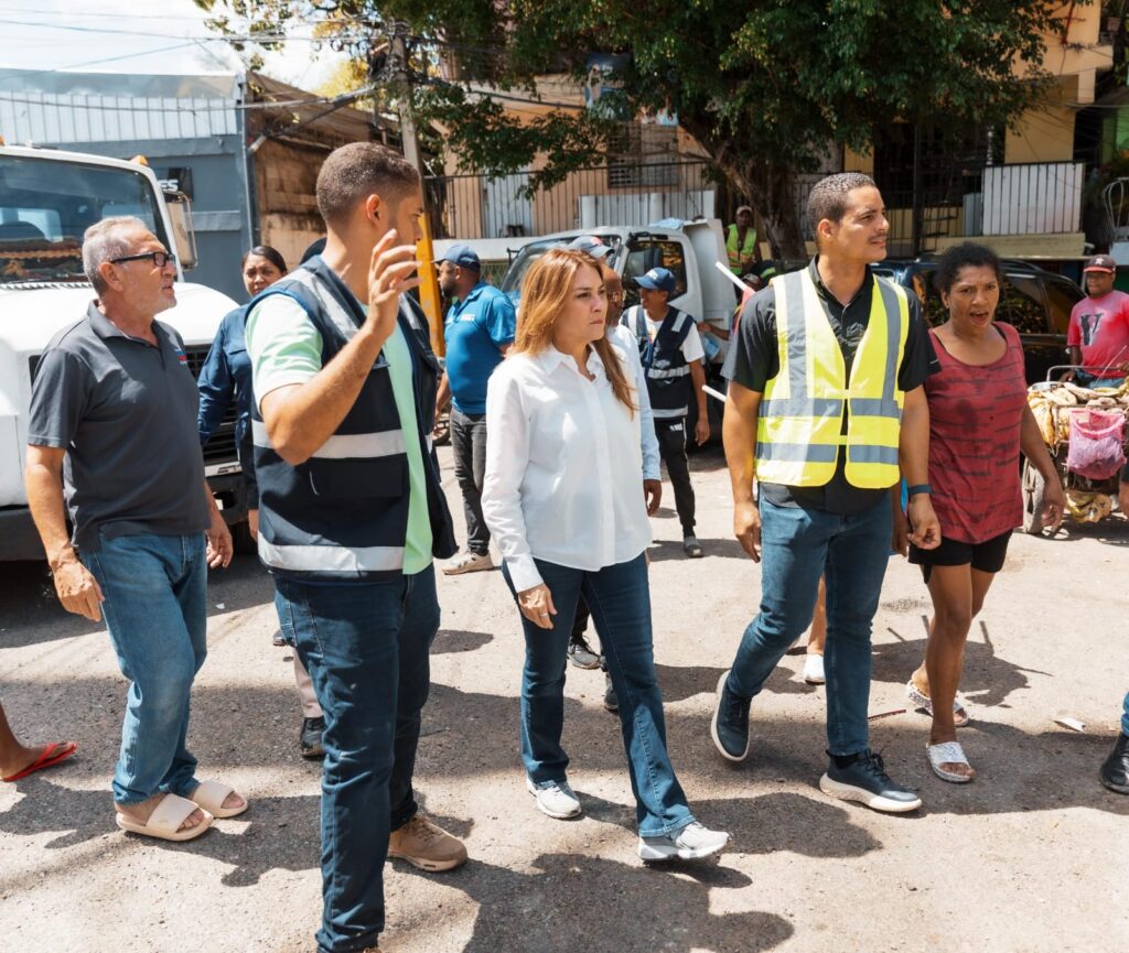 Carolina Mejía ayudas por lluvias
