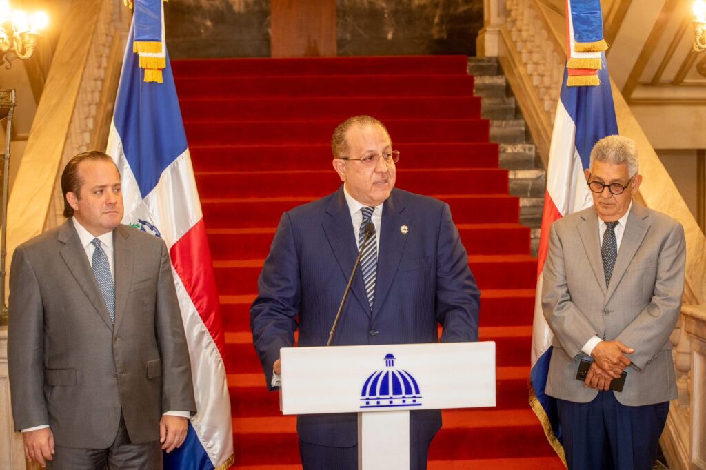 recortes Gobierno RD