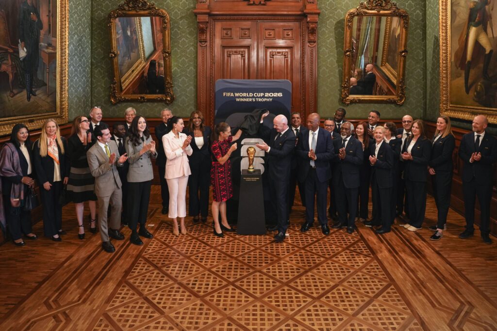 FIFA 2026: Sheinbaum da «cordial bienvenida» a Infantino en el Palacio Nacional antes de la inauguración FIFA