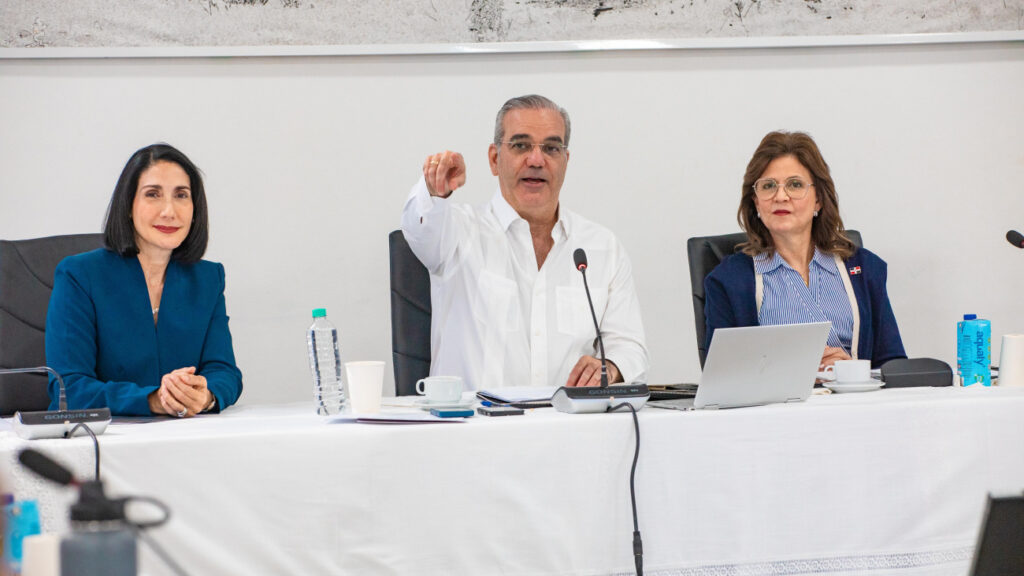 Abinader encabeza Consejo de Ministros en Santiago y revisa más de 200 obras ejecutadas Consejo de Ministros