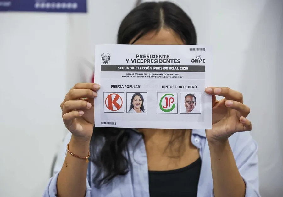 Elecciones en Perú: Comienza la votación de la segunda vuelta presidencial entre Fujimori y Sánchez Elecciones en Perú