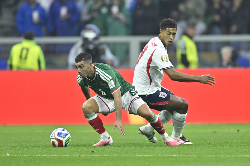 Inglaterra resiste el acoso de México y se clasifica a los cuartos de final del Mundial Inglaterra mundial