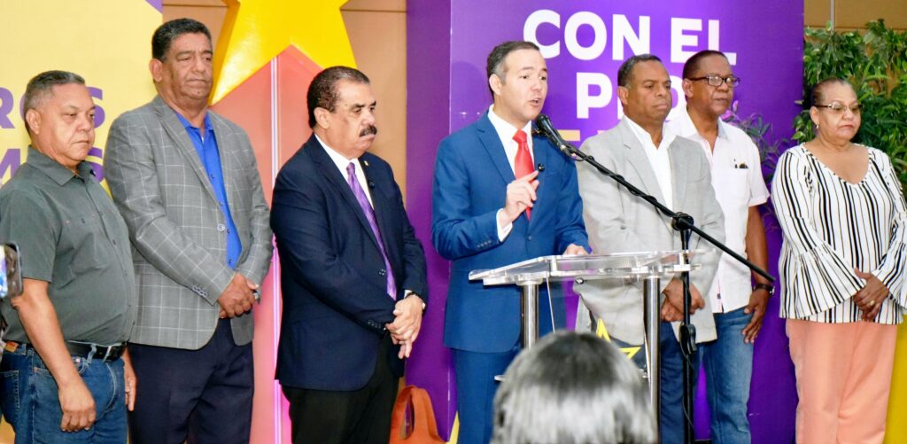 PLD responsabiliza al Gobierno por la suspensión de exportaciones de mango dominicano a EE.UU. PLD culpa al Gobierno por suspensión de exportación de mango