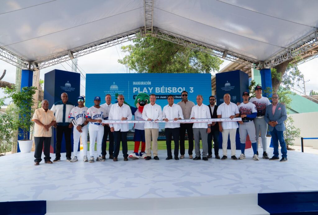 MIVHED hace entregas finales para Juegos Centroamericanos y del Caribe MIVHED entrega estadio