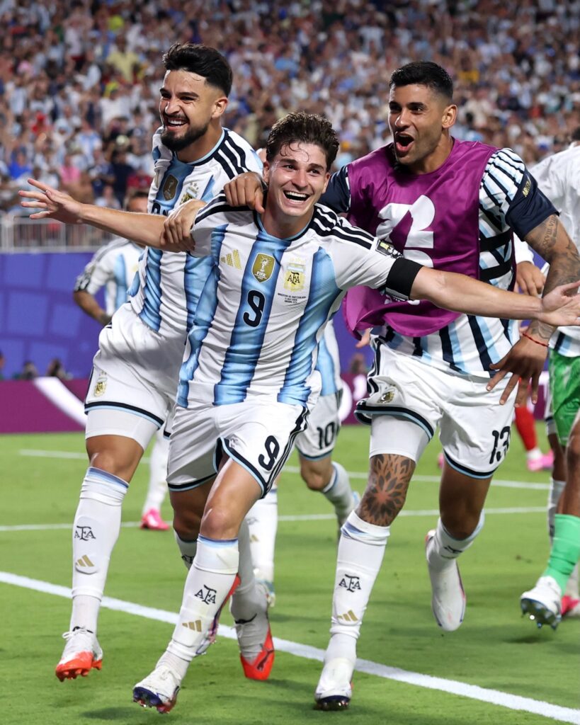 Argentina derrota a Suiza 3-1 en el alargue y jugará contra Inglaterra en semifinales del Mundial Argentina mundial