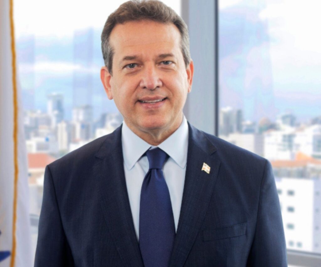 Víctor "Ito" Bisonó