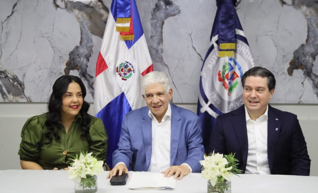 APORDOM inicia nueva etapa con Alejandro Campos y Julia Muñiz al frente APORDOM