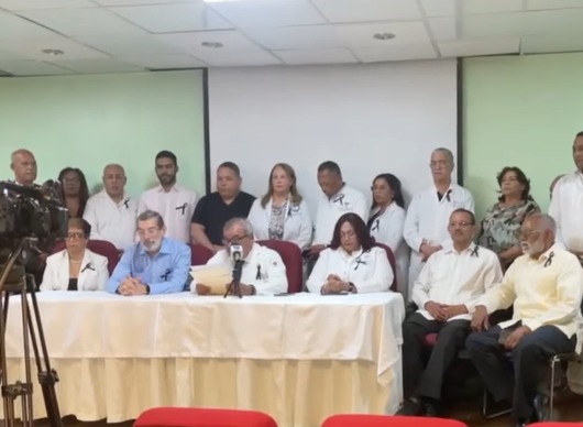 Movimientos médicos denuncian crisis en salud y cuestionan al Colegio Médico Dominicano Colegio Médico Dominicano