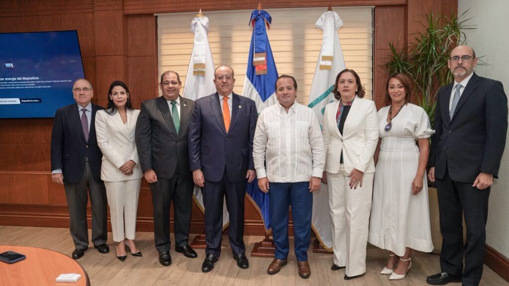 DO Sostenible juramenta su Comisión de Veeduría Ciudadana DO Sostenible