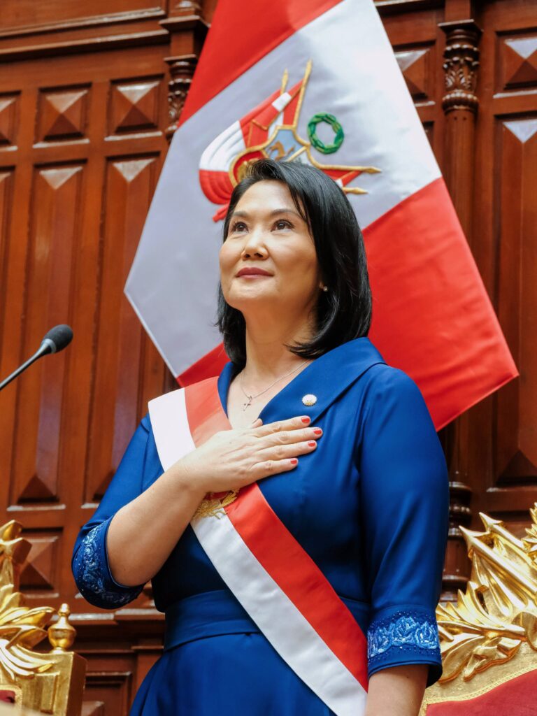 Keiko Fujimori dice que el Congreso de Perú pone a prueba su paciencia por no darle facultades legislativas Keiko Fujimori