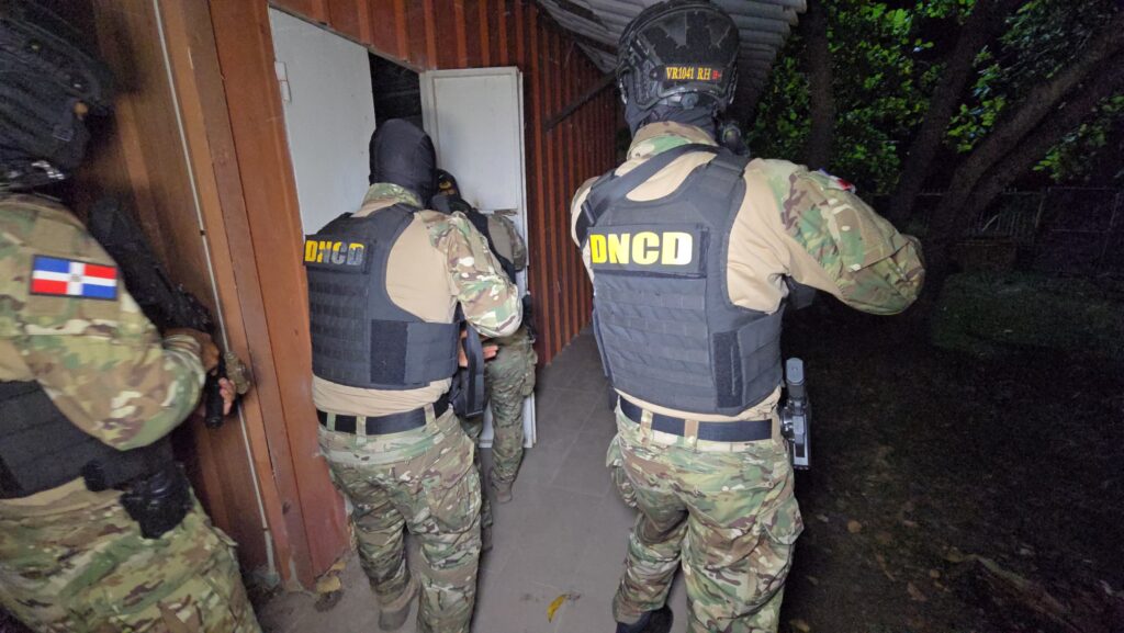 Operación LM2 deja 168 paquetes de presunta cocaína ocupados y un detenido Ministerio Público