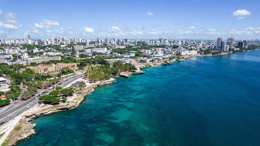 El ecosistema empresarial dominicano reafirma su resiliencia con más de 14,000 nuevos negocios empresas