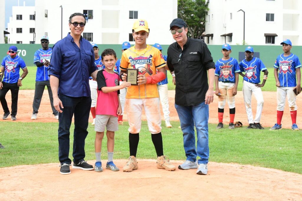 Academia Los Vecinitos de Ciudad Juan Bosch se corona campeón de la Copa Macarrulla 2026 Copa Macarrulla 2026