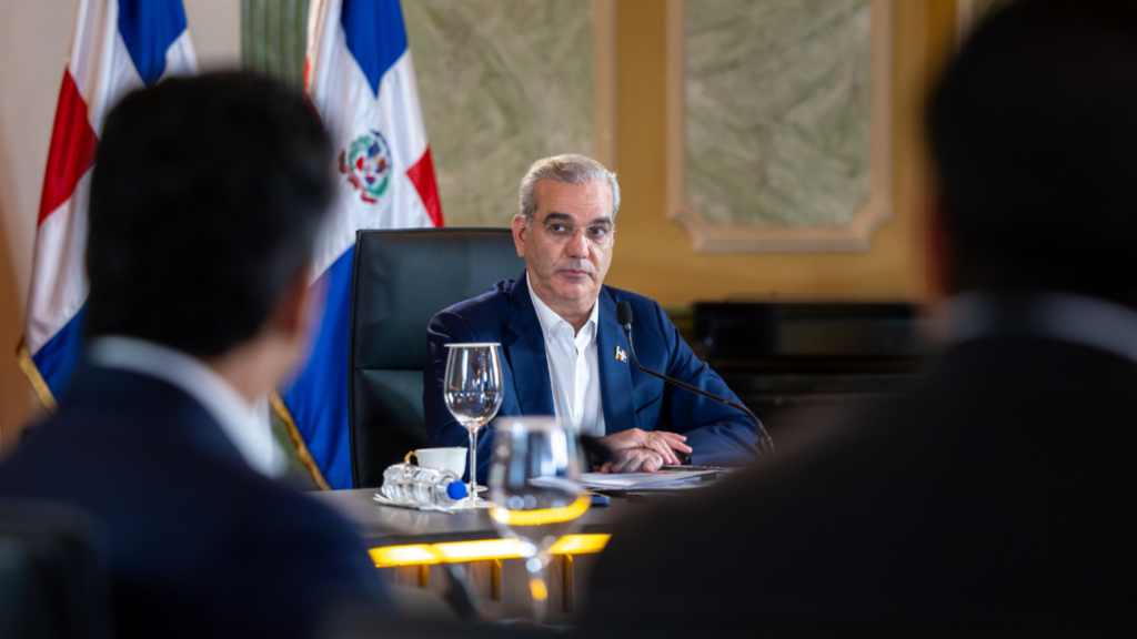 Abinader asegura que Ciudad Juan Bosch pasó de 4,600 a 16,800 viviendas Ciudad Juan Bosch