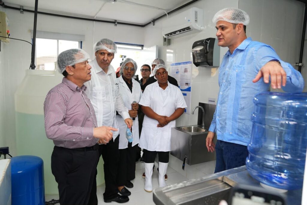 FAO conoce iniciativa de salud escolar en Monte Plata